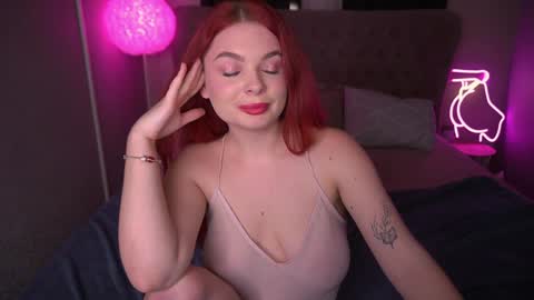 Snapshot of carolinadia chatting on December 4, 2024, 12:30 am carolinadia online show from December 4, 2024, 12:30 am