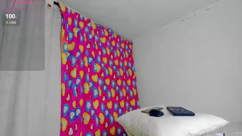 Snapshot of caroline_tovar_ chatting on March 10, 2025, 3:45 am Caroline Tovar   Lovense is active my orgasms in your hands Give me more pleasure and make me cum online show from March 10, 2025, 3:45 am