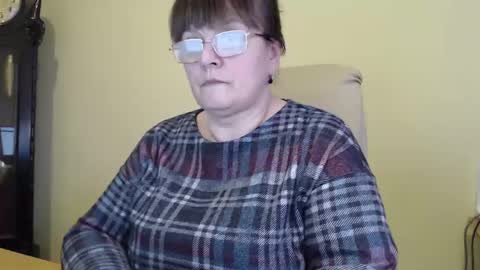 Snapshot of carolinedream_ chatting on January 20, 2025, 12:49 pm CarolineDream online show from January 20, 2025, 12:49 pm