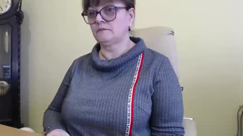 Snapshot of carolinedream_ chatting on January 27, 2025, 9:23 am CarolineDream online show from January 27, 2025, 9:23 am