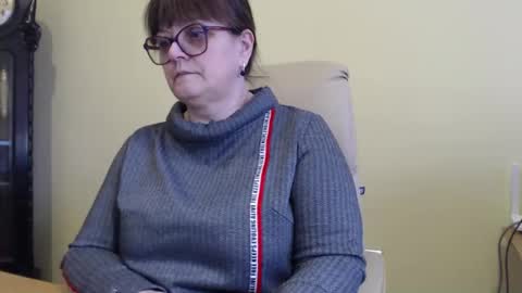 Snapshot of carolinedream_ chatting on January 27, 2025, 12:26 pm CarolineDream online show from January 27, 2025, 12:26 pm
