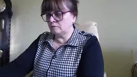 Snapshot of carolinedream_ chatting on February 13, 2025, 6:30 am CarolineDream online show from February 13, 2025, 6:30 am
