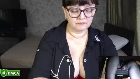 Snapshot of carolinedream_ chatting on September 26, 2025, 6:12 pm CarolineDream online show from September 26, 2025, 6:12 pm