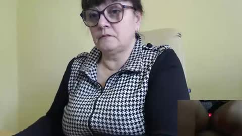 CarolineDream  online show from October 21, 2025, 5:41 am