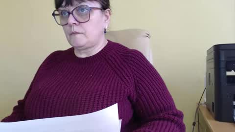 CarolineDream  online show from November 12, 2025, 7:31 am