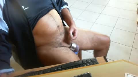 Snapshot of carredegazon chatting on December 6, 2024, 10:16 am carredegazon online show from December 6, 2024, 10:16 am