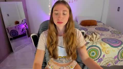 Snapshot of carriexwood chatting on February 8, 2025, 12:38 am Nia  online show from February 8, 2025, 12:38 am