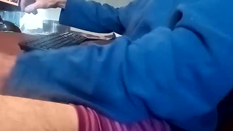 caryb online show from October 22, 2025, 6:18 pm