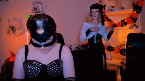 Snapshot of casey_meow_ chatting on October 21, 2025, 8:48 am casey_meow_ online show from October 21, 2025, 8:48 am