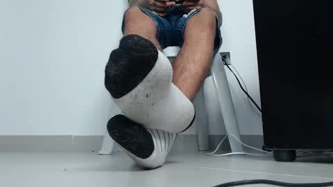 Snapshot of cash_master777 chatting on December 5, 2025, 2:31 am cash_master777 online show from December 5, 2025, 2:31 am