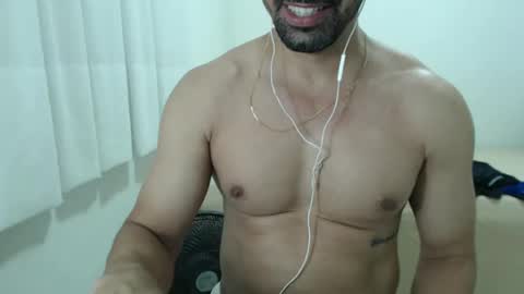 cashmastermuscle77 online show from February 6, 2025, 1:49 am