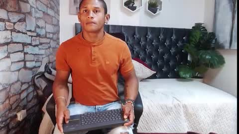 Casike online show from October 14, 2025, 12:00 am