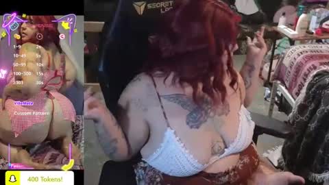 Snapshot of casserole_bbw chatting on September 19, 2025, 10:16 am Casserole bbw online show from September 19, 2025, 10:16 am