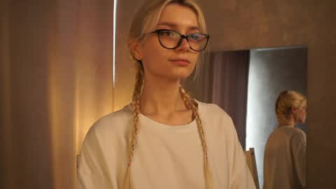 Snapshot of cassie130505 chatting on March 11, 2025, 10:40 am Cassie online show from March 11, 2025, 10:40 am