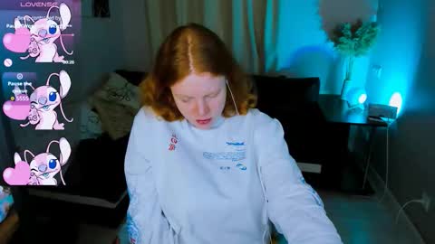 Snapshot of cassie_xkiss chatting on December 1, 2025, 8:36 pm Cassie online show from December 1, 2025, 8:36 pm