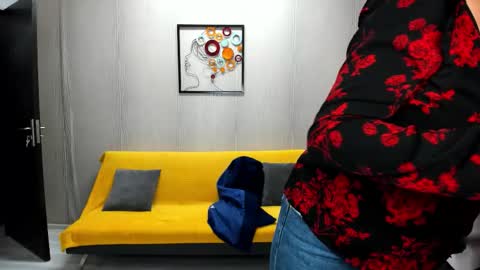 CassieJonas online show from October 7, 2025, 2:31 am