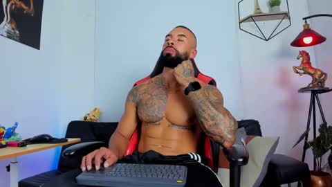 Matheo Brown online show from February 11, 2025, 7:05 pm