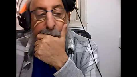 Snapshot of casual53 chatting on February 2, 2025, 6:37 am casual53 online show from February 2, 2025, 6:37 am