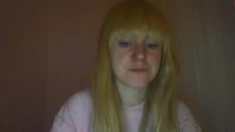 Snapshot of cat_2019 chatting on March 9, 2025, 11:14 pm cat_2019 online show from March 9, 2025, 11:14 pm