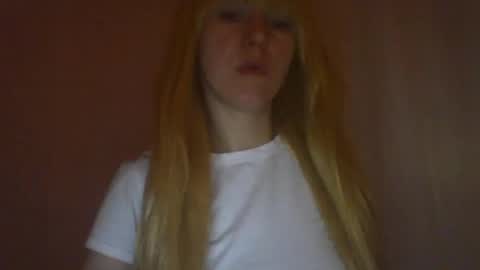 Snapshot of cat_2019 chatting on March 12, 2025, 12:31 am cat_2019 online show from March 12, 2025, 12:31 am