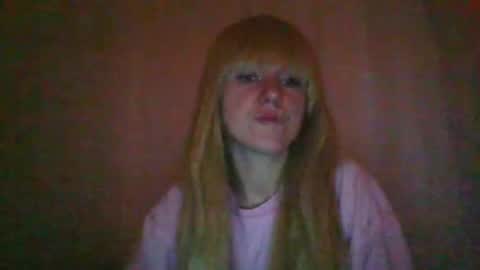 Snapshot of cat_2019 chatting on October 1, 2025, 11:33 pm cat_2019 online show from October 1, 2025, 11:33 pm