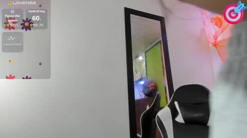 Snapshot of catalehia_milk chatting on October 31, 2025, 11:44 am C A T A L E H I A online show from October 31, 2025, 11:44 am