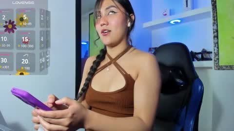 Snapshot of catalehia_milk chatting on November 11, 2025, 9:04 pm C A T A L E H I A online show from November 11, 2025, 9:04 pm