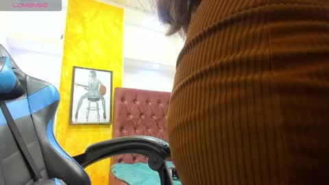 Snapshot of catalehia_milk chatting on November 20, 2025, 7:46 pm C A T A L E H I A online show from November 20, 2025, 7:46 pm