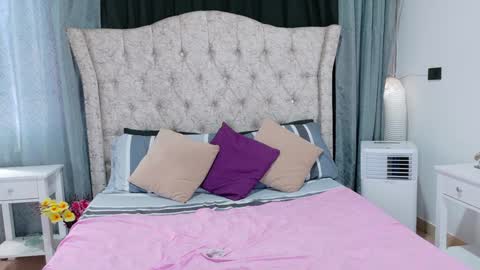 Snapshot of cataleya_divine chatting on January 13, 2025, 7:10 pm Cata Prins online show from January 13, 2025, 7:10 pm