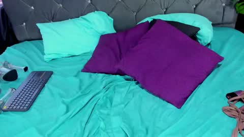Snapshot of cataleya_divine chatting on January 16, 2025, 2:08 pm Cata Prins online show from January 16, 2025, 2:08 pm