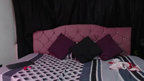 Snapshot of cataleya_divine chatting on September 27, 2025, 11:04 am Cata Prins online show from September 27, 2025, 11:04 am
