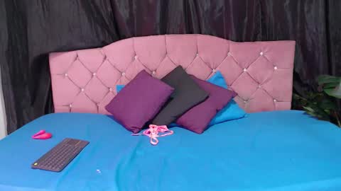 Snapshot of cataleya_divine chatting on October 2, 2025, 11:06 am Cata Prins online show from October 2, 2025, 11:06 am