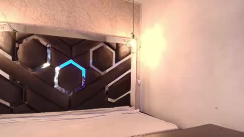 Snapshot of cataleya_sambrano chatting on November 21, 2025, 11:09 am Cataleya online show from November 21, 2025, 11:09 am