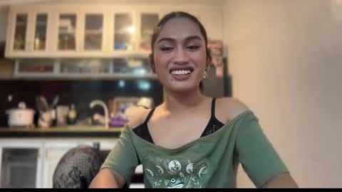 catalina2605 online show from September 8, 2025, 4:28 pm