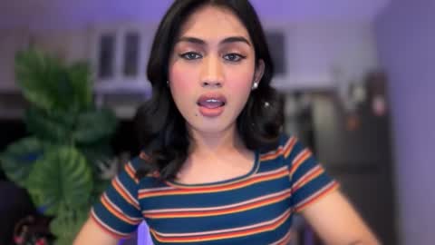 catalina2605 online show from October 4, 2025, 8:07 pm