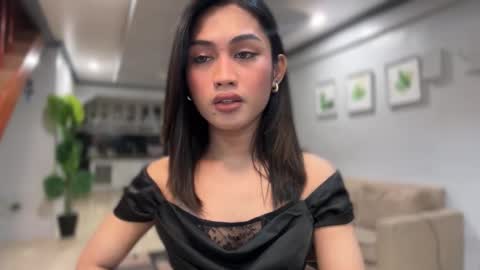 catalina2605 online show from October 12, 2025, 5:01 pm