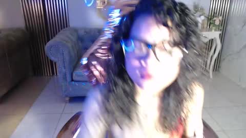 Snapshot of catalina5_s chatting on September 17, 2025, 1:02 pm Catalina online show from September 17, 2025, 1:02 pm