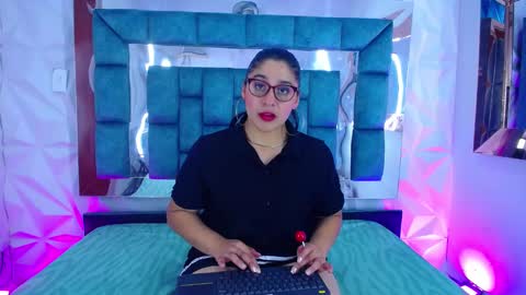 Snapshot of catalina_bustos chatting on February 26, 2025, 3:42 am Catalina bustos online show from February 26, 2025, 3:42 am
