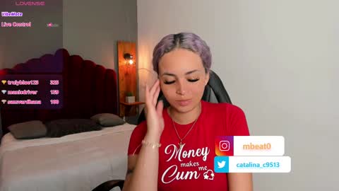 Catalina online show from February 19, 2025, 5:38 pm