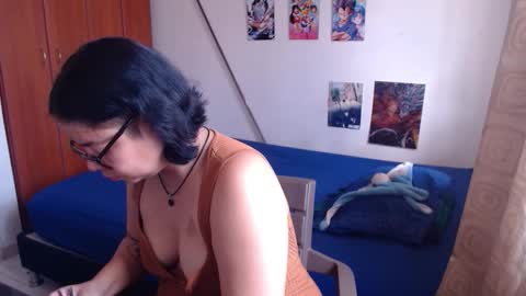 Snapshot of catalinaa_lovee chatting on September 8, 2025, 5:23 pm catalinaa_lovee online show from September 8, 2025, 5:23 pm