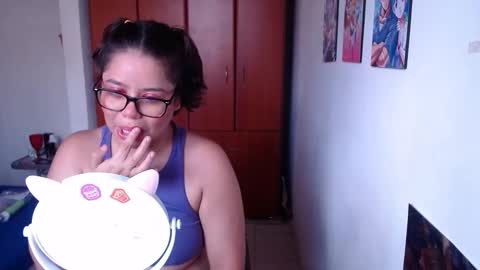 Snapshot of catalinaa_lovee chatting on October 23, 2025, 7:01 pm catalinaa_lovee online show from October 23, 2025, 7:01 pm