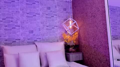 Snapshot of catalinnathompson chatting on October 27, 2025, 12:09 pm CatalinnaThompson online show from October 27, 2025, 12:09 pm