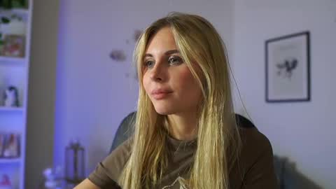 catecrago  online show from February 13, 2025, 1:59 pm