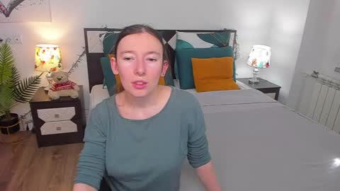 Catrin online show from February 24, 2025, 8:38 am