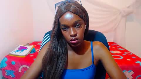 Snapshot of cathi_nahomi chatting on October 21, 2025, 7:47 pm cathi_nahomi online show from October 21, 2025, 7:47 pm