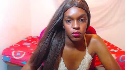 Snapshot of cathi_nahomi chatting on November 11, 2025, 6:41 pm cathi_nahomi online show from November 11, 2025, 6:41 pm