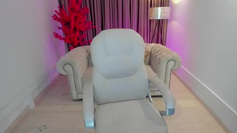 Snapshot of cathy_wills chatting on March 6, 2025, 9:25 am Cathy online show from March 6, 2025, 9:25 am