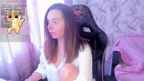 Snapshot of catisyfury chatting on October 18, 2025, 12:06 pm . . online show from October 18, 2025, 12:06 pm