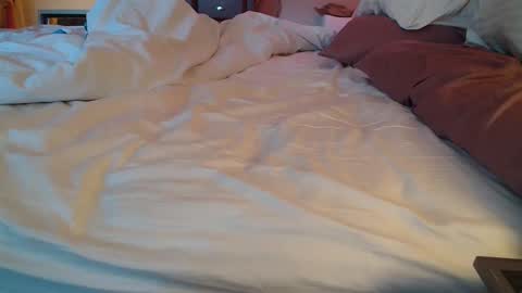 some call me djcatnips some call me CC but i love it when you call me miss catnips  online show from November 12, 2025, 3:34 pm