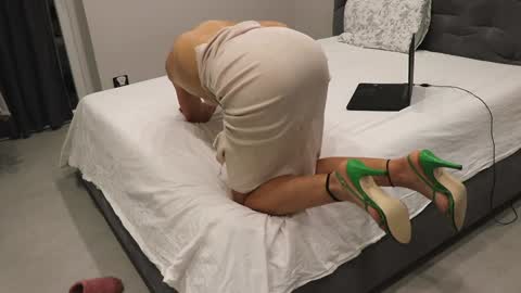 Snapshot of catty190 chatting on January 6, 2025, 5:06 pm catty online show from January 6, 2025, 5:06 pm